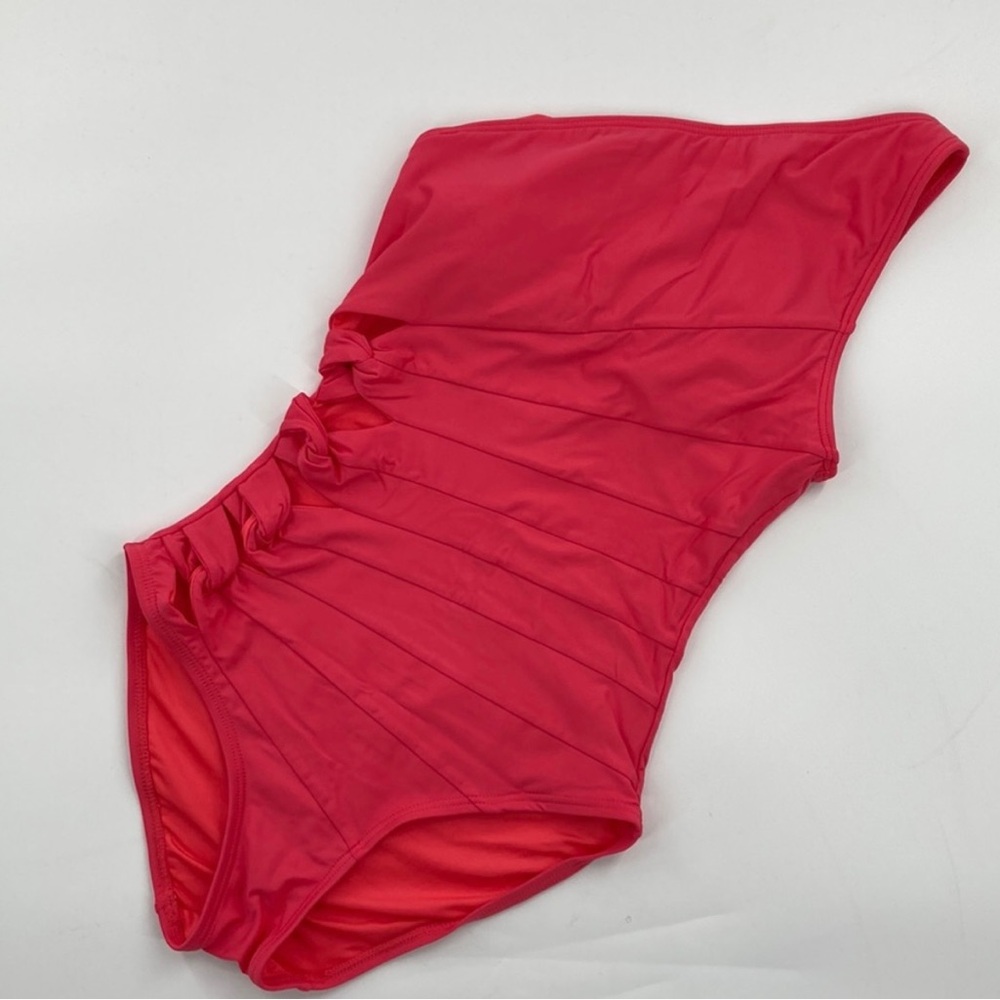 Carmen Marc Valvo One Shoulder One piece Women’s Swimsuit